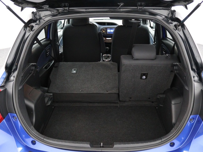 Toyota Yaris - 1.5 Hybrid Bi-Tone