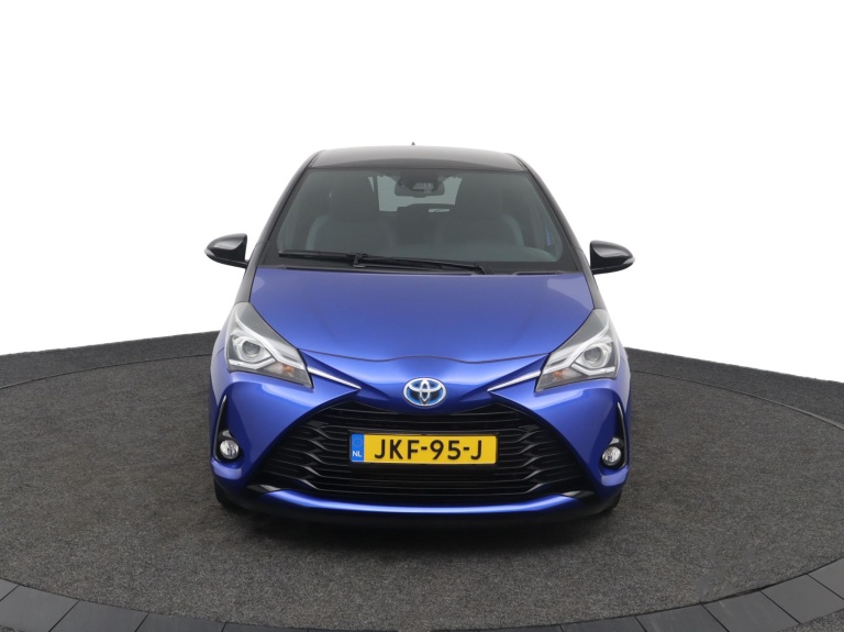 Toyota Yaris - 1.5 Hybrid Bi-Tone 7