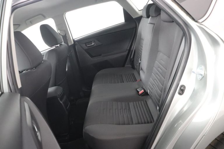 Toyota Auris - 1.8 Hybrid Now 18