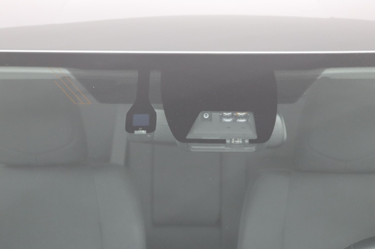 Toyota Auris - 1.8 Hybrid Now 39