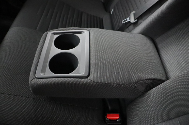 Toyota Auris - 1.8 Hybrid Now 40