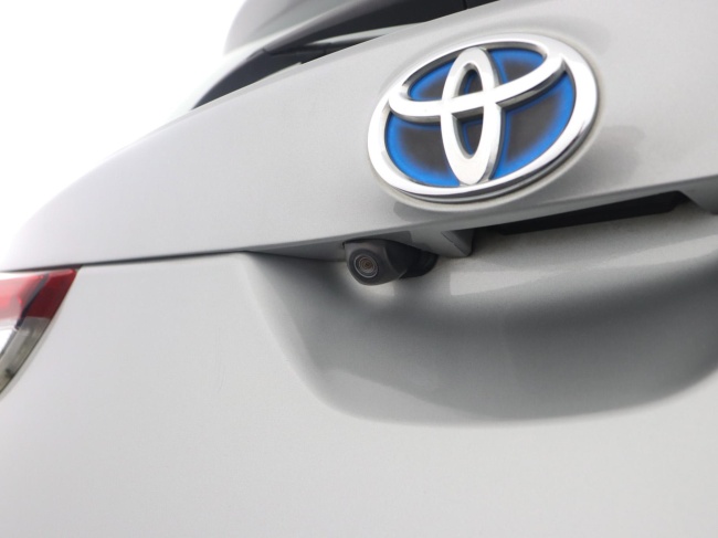 Toyota Auris - 1.8 Hybrid Now