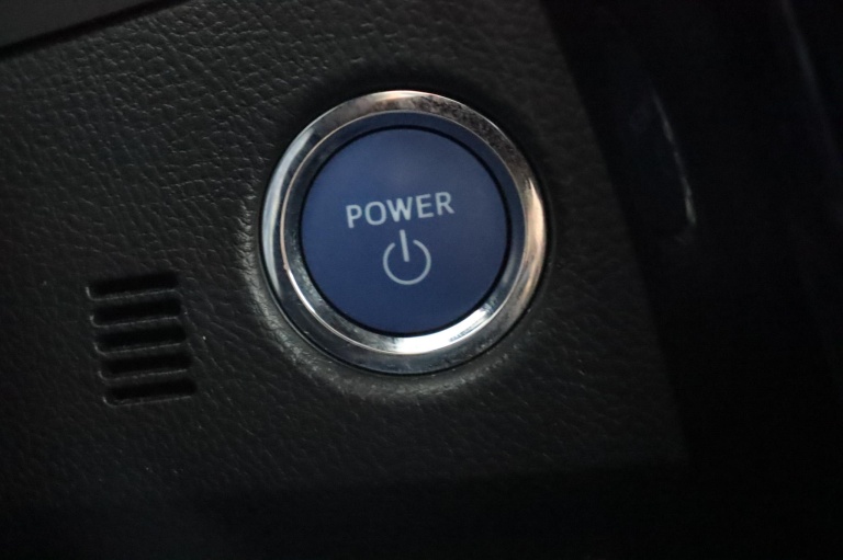 Toyota Auris - 1.8 Hybrid Now 47