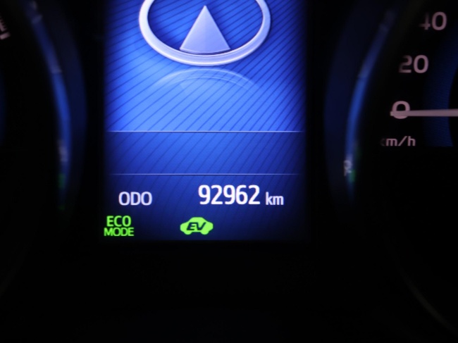 Toyota Auris - 1.8 Hybrid Now