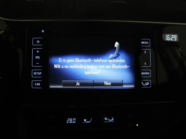 Toyota Auris - 1.8 Hybrid Now