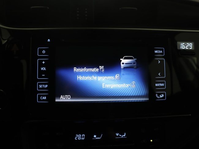 Toyota Auris - 1.8 Hybrid Now