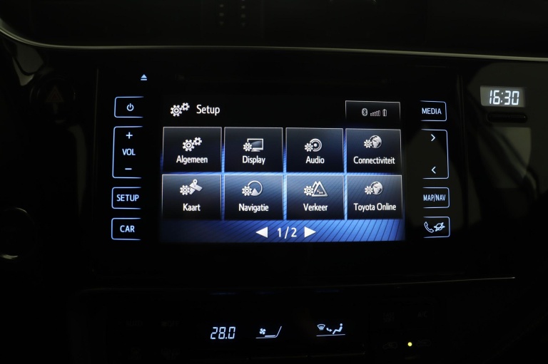 Toyota Auris - 1.8 Hybrid Now 57