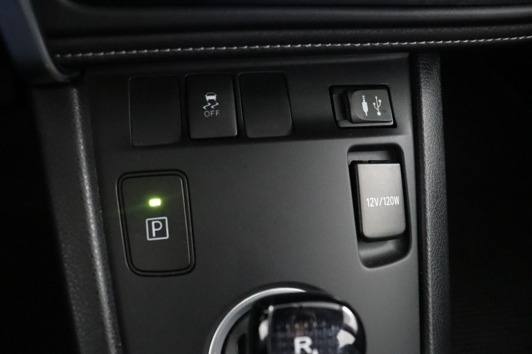 Toyota Auris - 1.8 Hybrid Now 59