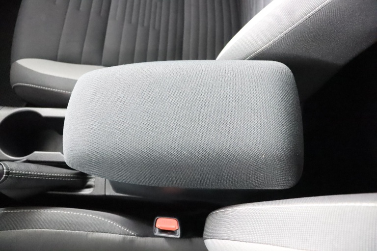 Toyota Auris - 1.8 Hybrid Now 62