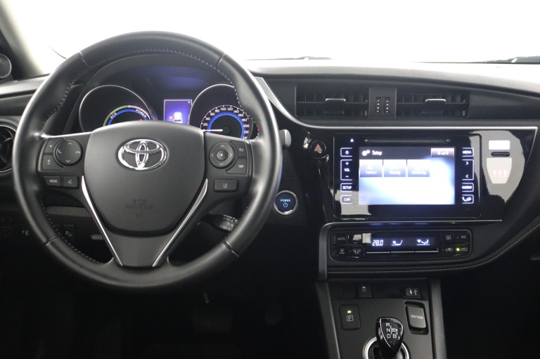 Toyota Auris - 1.8 Hybrid Now 67