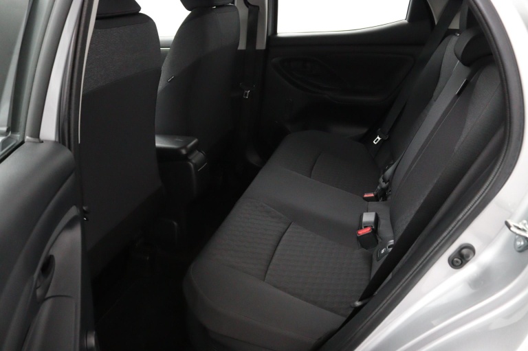 Toyota Yaris - 1.5 Hybrid Active 12