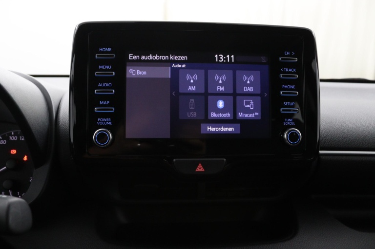 Toyota Yaris - 1.5 Hybrid Active 13