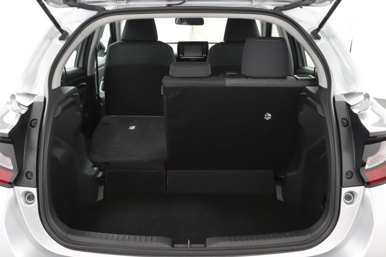 Toyota Yaris - 1.5 Hybrid Active 31