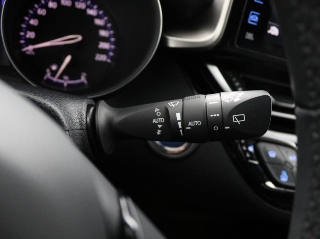 Toyota C-HR - 1.8 Hybrid Style