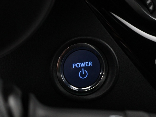 Toyota C-HR - 1.8 Hybrid Style