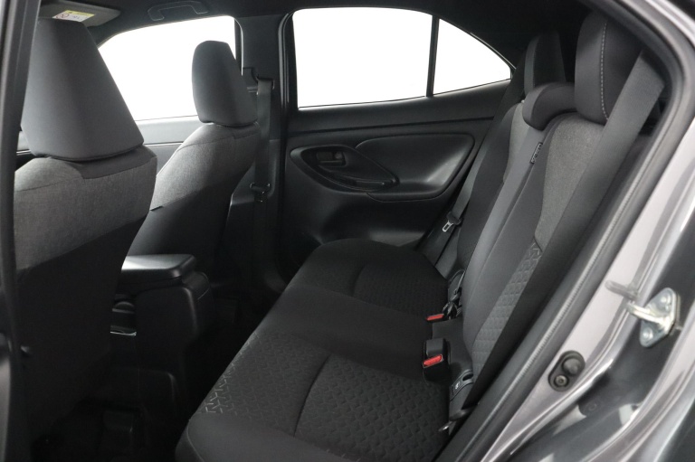 Toyota Yaris Cross - 1.5 Hybrid Dynamic 18