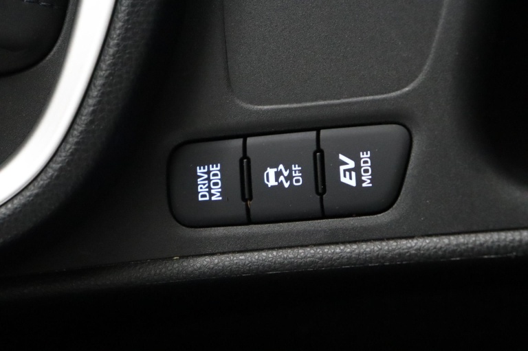 Toyota Yaris Cross - 1.5 Hybrid Dynamic 57