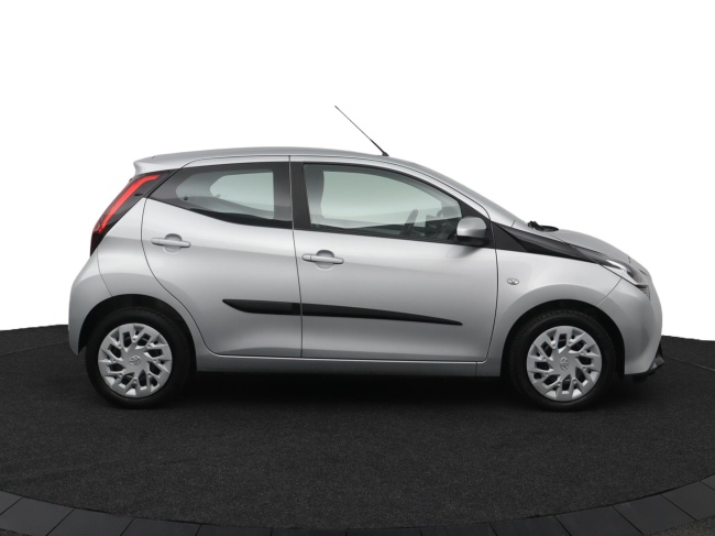 Toyota Aygo - 1.0 VVT-i x-play