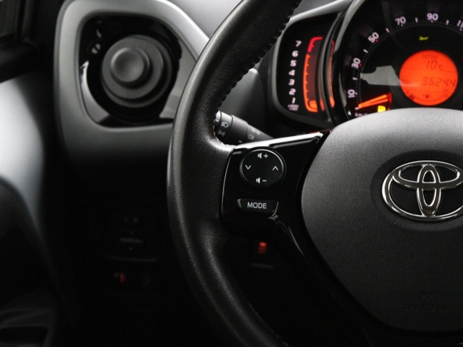 Toyota Aygo - 1.0 VVT-i x-play