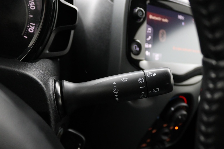 Toyota Aygo - 1.0 VVT-i x-play 30