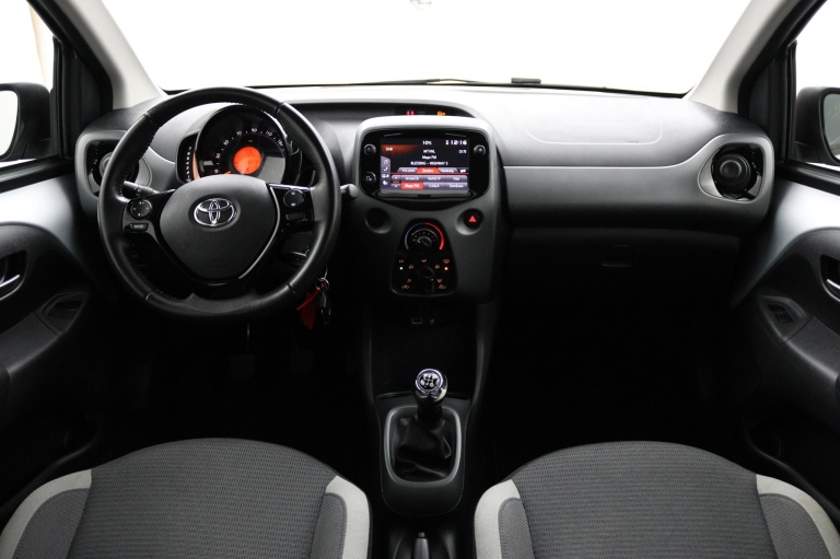 Toyota Aygo - 1.0 VVT-i x-play 4