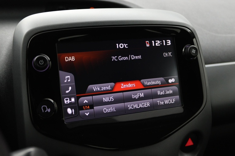 Toyota Aygo - 1.0 VVT-i x-play 40