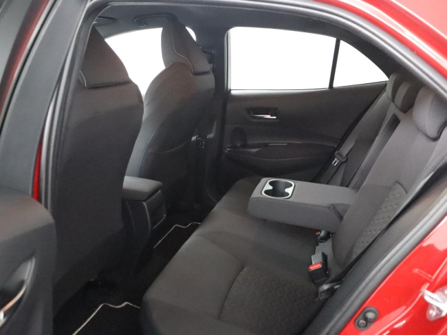 Toyota Corolla - 1.8 Hybrid Business Intro