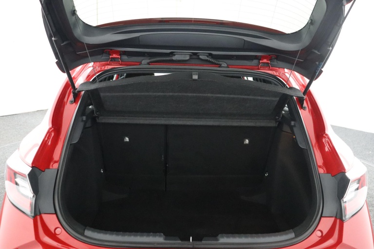 Toyota Corolla - 1.8 Hybrid Business Intro 21