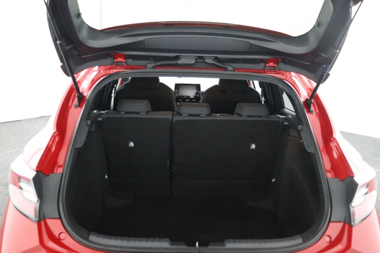 Toyota Corolla - 1.8 Hybrid Business Intro 22