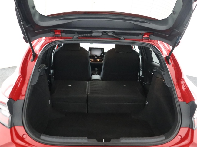 Toyota Corolla - 1.8 Hybrid Business Intro