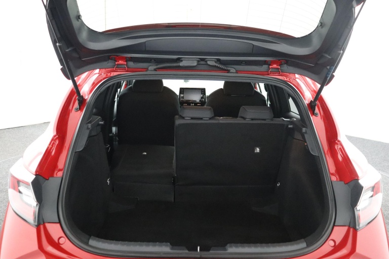 Toyota Corolla - 1.8 Hybrid Business Intro 25