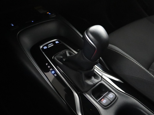 Toyota Corolla - 1.8 Hybrid Business Intro