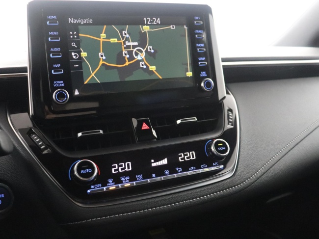 Toyota Corolla - 1.8 Hybrid Business Intro