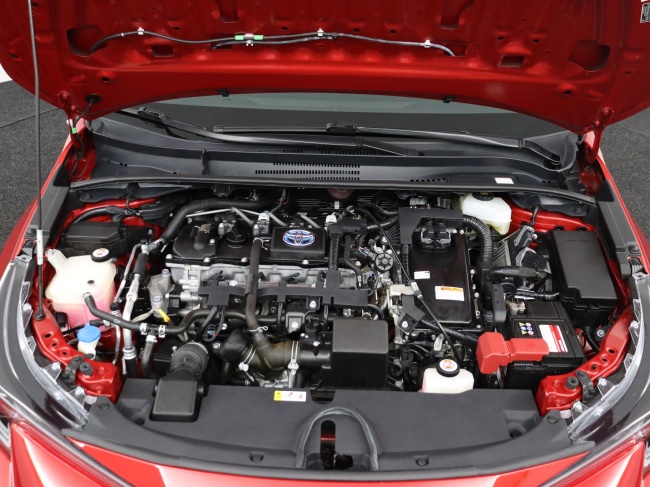 Toyota Corolla - 1.8 Hybrid Business Intro