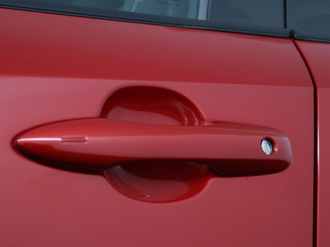 Toyota Corolla - 1.8 Hybrid Business Intro