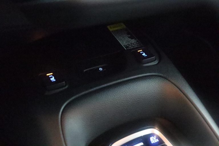 Toyota Corolla - 1.8 Hybrid Business Intro 37