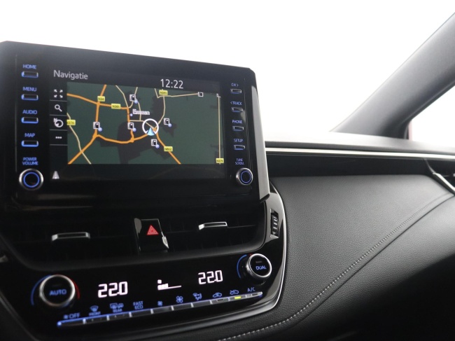 Toyota Corolla - 1.8 Hybrid Business Intro