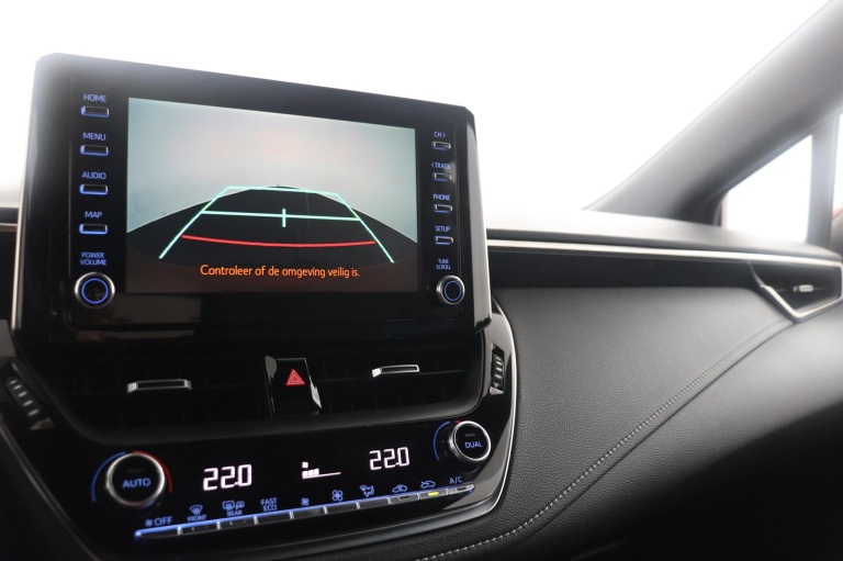 Toyota Corolla - 1.8 Hybrid Business Intro 8