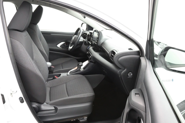 Toyota Yaris - 1.5 Hybrid First Edition 10