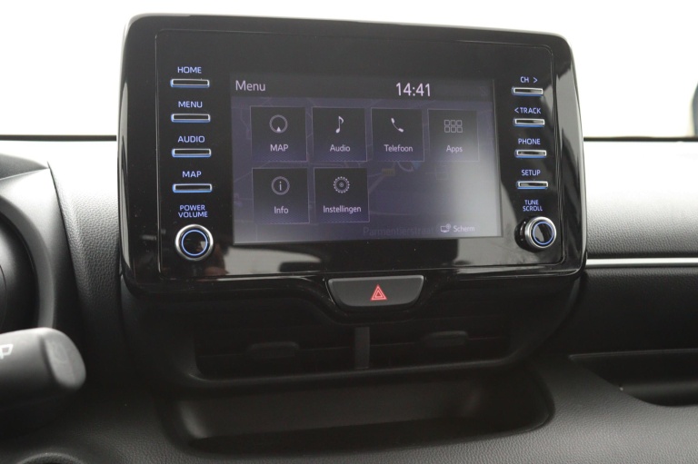 Toyota Yaris - 1.5 Hybrid First Edition 16