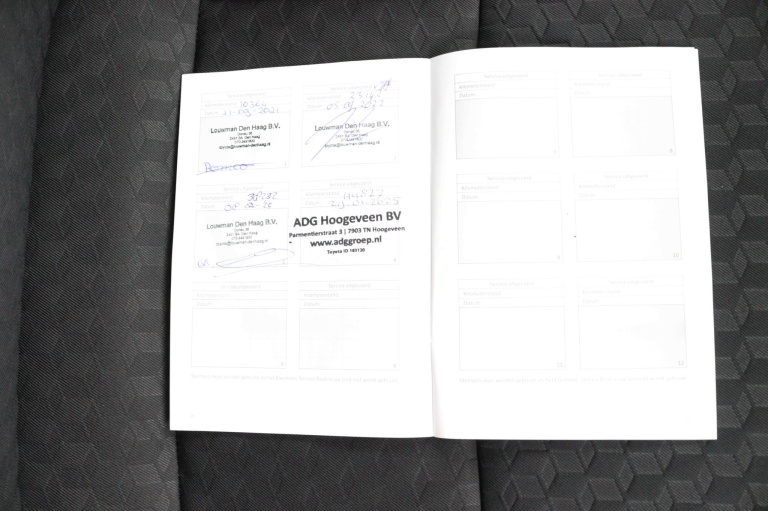 Toyota Yaris - 1.5 Hybrid First Edition 27