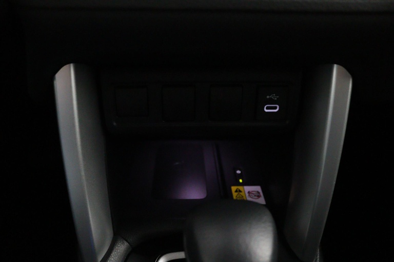 Toyota Corolla Cross - Hybrid 140 Style 24