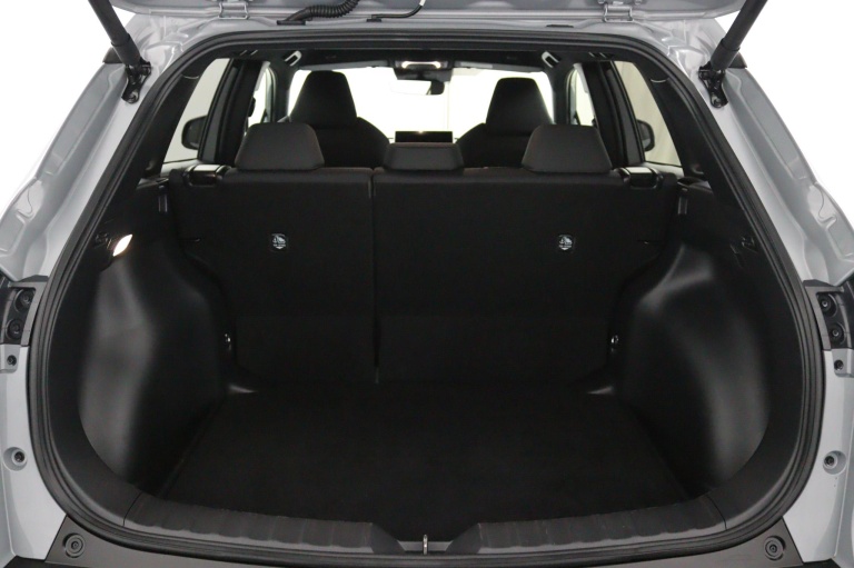 Toyota Corolla Cross - Hybrid 140 Style 28