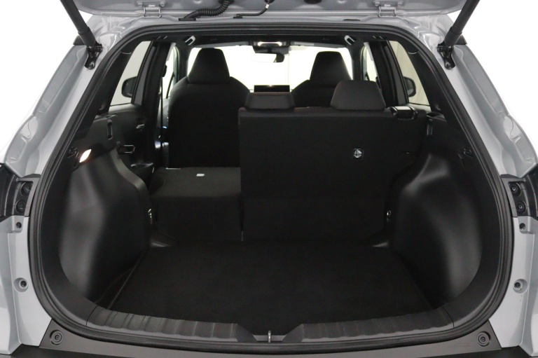 Toyota Corolla Cross - Hybrid 140 Style 29