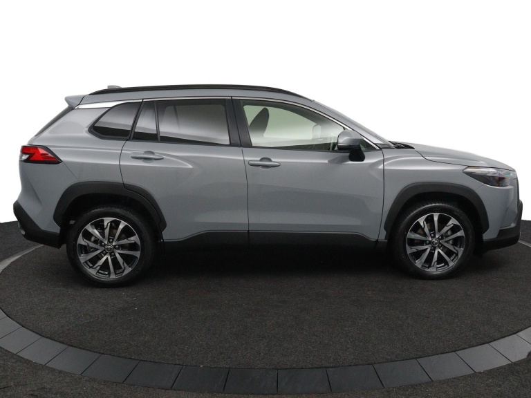 Toyota Corolla Cross - Hybrid 140 Style 6