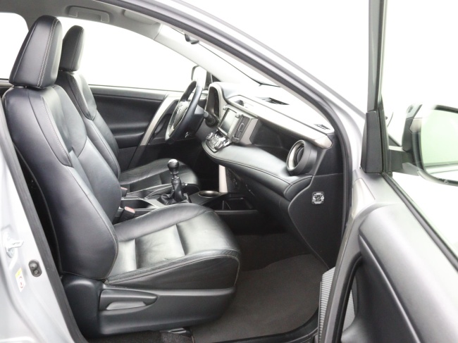 Toyota RAV4 - 2.0 Executive Business 4WD