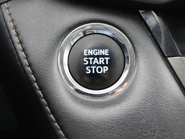 Toyota RAV4 - 2.0 Executive Business 4WD