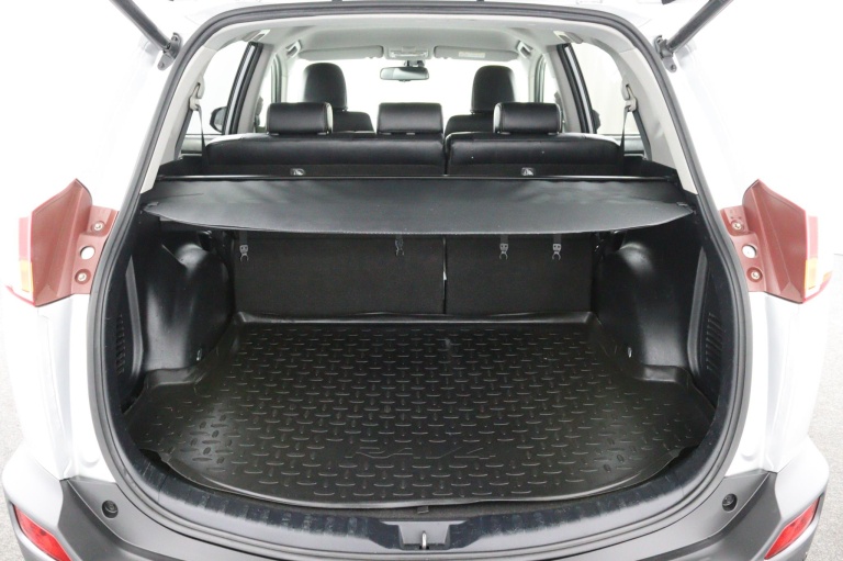 Toyota RAV4 - 2.0 Executive Business 4WD 27