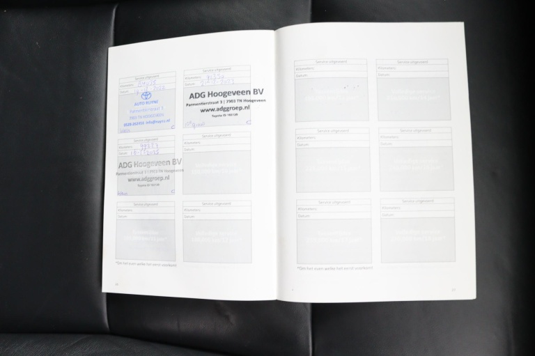 Toyota RAV4 - 2.0 Executive Business 4WD 41