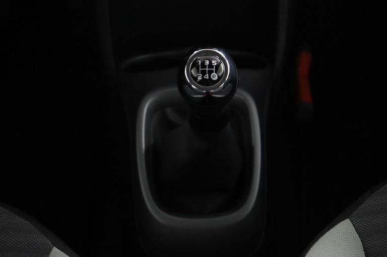 Toyota Aygo - 1.0 VVT-i x-play 27